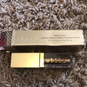 Stila Makeup - Stila Glitter & Glow Liquid Shadow In Fairy Tail Stila Makeup - Stila Glitter & Glow Liquid Shadow In Fairy Tail